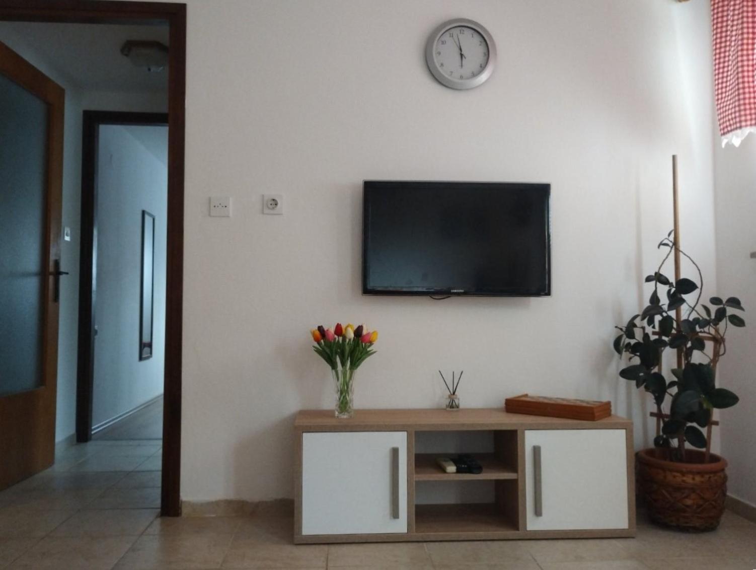 Apartman Tri Palme Gabonjin Kültér fotó
