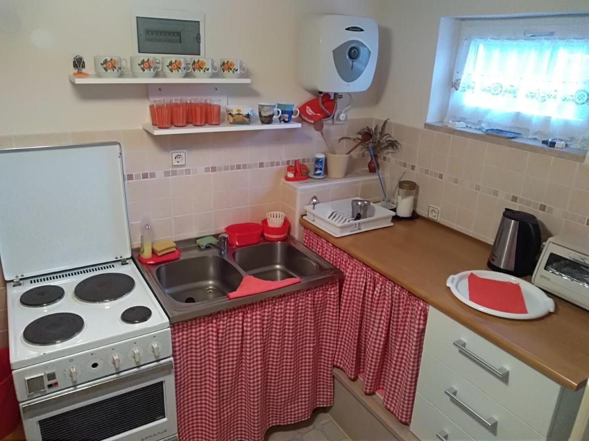 Apartman Tri Palme Apartman Gabonjin Szoba fotó